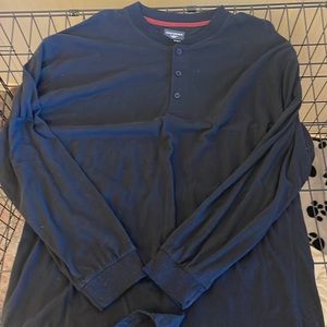 Dockers long sleeve t shirt in size large